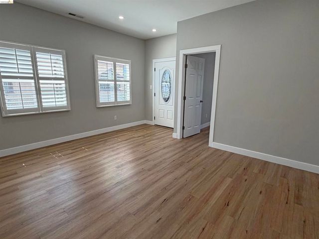 2122 69Th Ave, Oakland, CA 94621