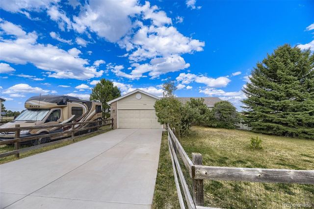 34114 Prairie Loop, Elizabeth, CO 80107