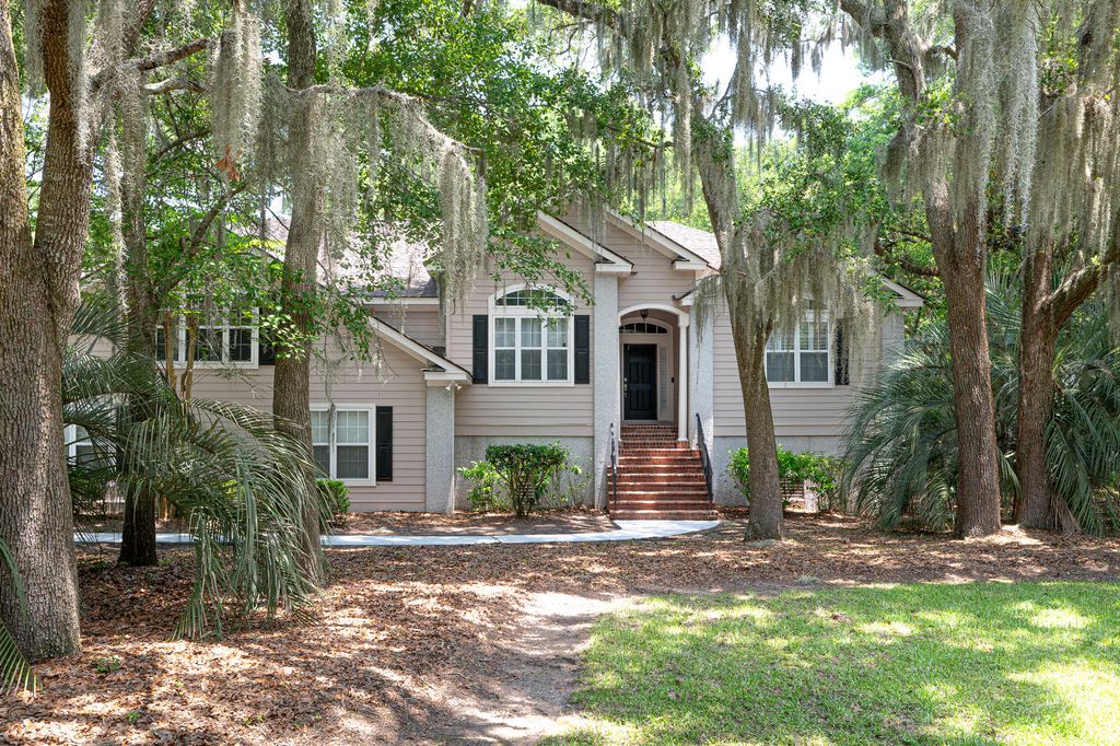 Image 1 of property listing at 3023 Maritime Forest Drive, Johns Island, SC 29455