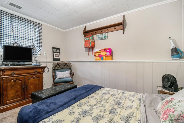 203 Southern Cross Drive, Middlebury, IN 46540