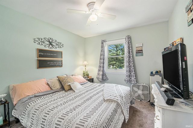 203 Southern Cross Drive, Middlebury, IN 46540