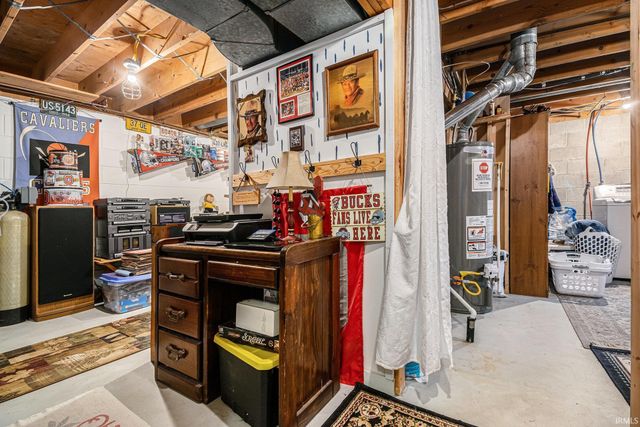 203 Southern Cross Drive, Middlebury, IN 46540