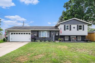 203 Southern Cross Drive, Middlebury, IN 46540