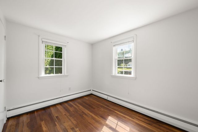 4 Carson Rd, Woburn, MA 01801