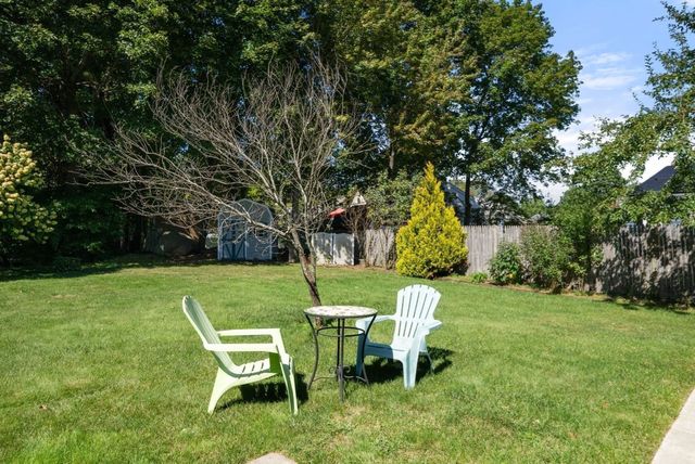 4 Carson Rd, Woburn, MA 01801
