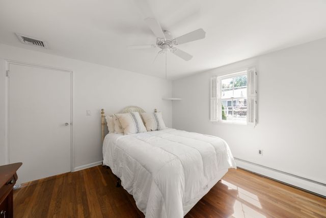 4 Carson Rd, Woburn, MA 01801