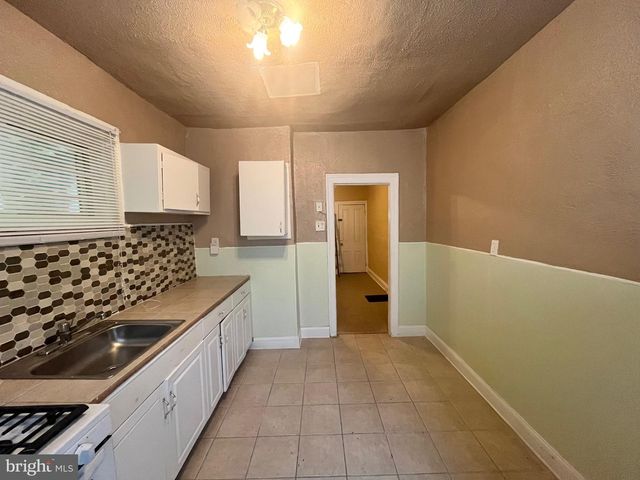 428 S 61ST ST, Philadelphia, PA 19143