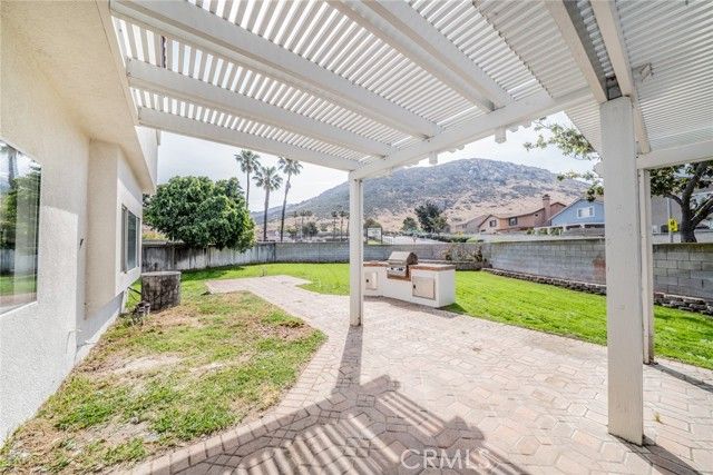 15849 Firethorn Road, Fontana, CA 92337