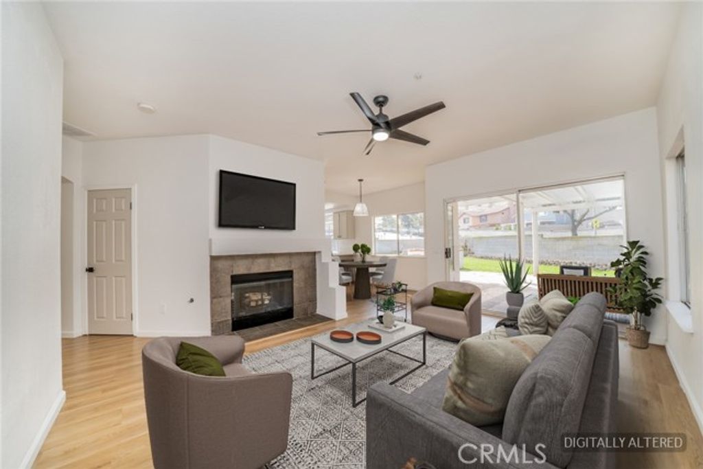 15849 Firethorn Road, Fontana, CA 92337