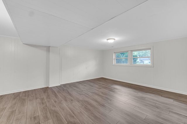 10447 N 477 E, Demotte, IN 46310