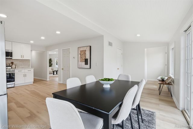 36186 Marilac Street, Harrison Charter Township, MI 48045