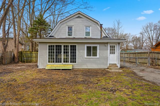 36186 Marilac Street, Harrison Charter Township, MI 48045