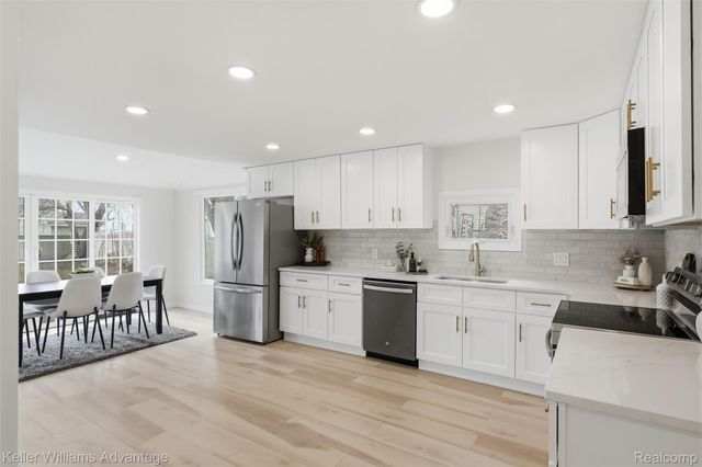 36186 Marilac Street, Harrison Charter Township, MI 48045