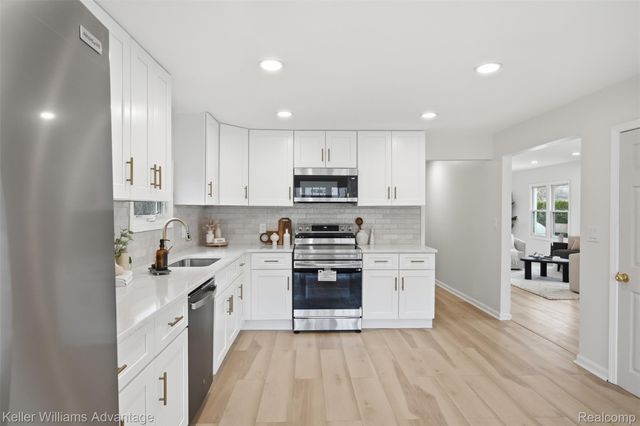 36186 Marilac Street, Harrison Charter Township, MI 48045