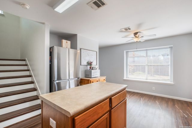 309 Hummingbird Dr, New Braunfels, TX 78130