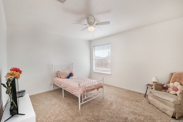 309 Hummingbird Dr, New Braunfels, TX 78130