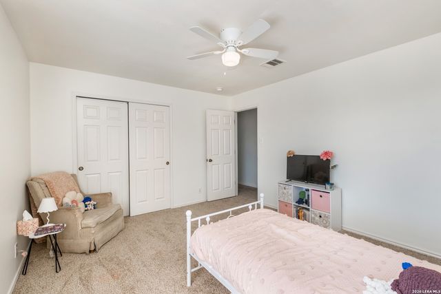 309 Hummingbird Dr, New Braunfels, TX 78130