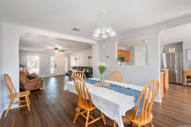 309 Hummingbird Dr, New Braunfels, TX 78130