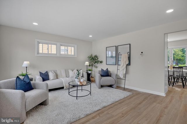 7505 LIBERTY RD, Baltimore, MD 21207
