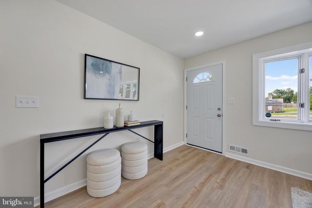 7505 LIBERTY RD, Baltimore, MD 21207