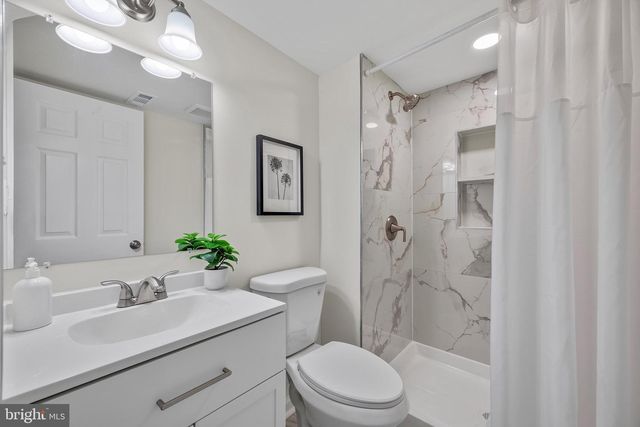 7505 LIBERTY RD, Baltimore, MD 21207