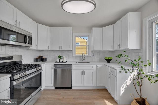 7505 LIBERTY RD, Baltimore, MD 21207