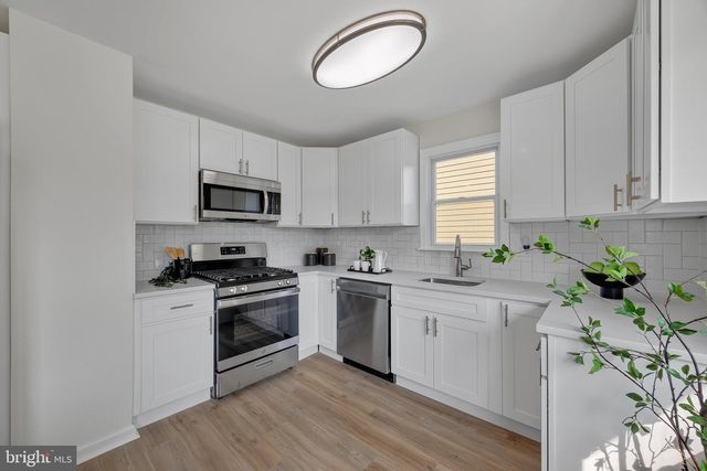 7505 LIBERTY RD, Baltimore, MD 21207