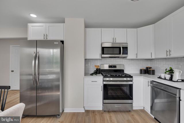 7505 LIBERTY RD, Baltimore, MD 21207