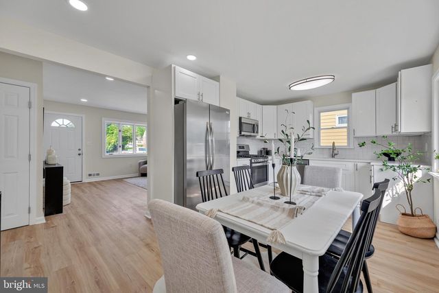 7505 LIBERTY RD, Baltimore, MD 21207
