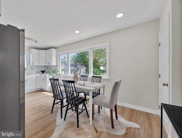 7505 LIBERTY RD, Baltimore, MD 21207
