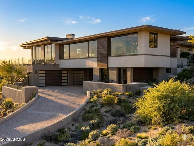 10101 E CAVEDALE Drive, Scottsdale, AZ 85262