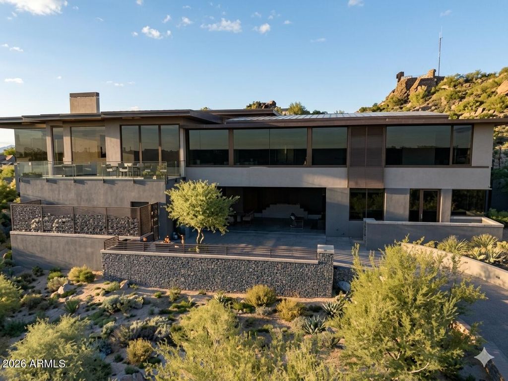 10101 E CAVEDALE Drive, Scottsdale, AZ 85262 — photo 4