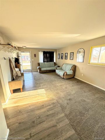 28311 Roy Street, St. Clair Shores, MI 48081