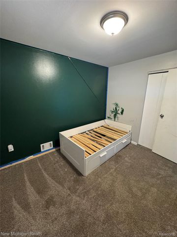 28311 Roy Street, St. Clair Shores, MI 48081