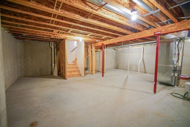 324 White Tail Drive, Sun Prairie, WI 53590