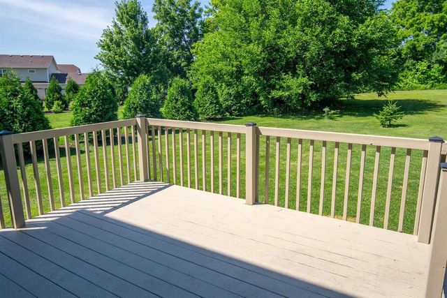 324 White Tail Drive, Sun Prairie, WI 53590