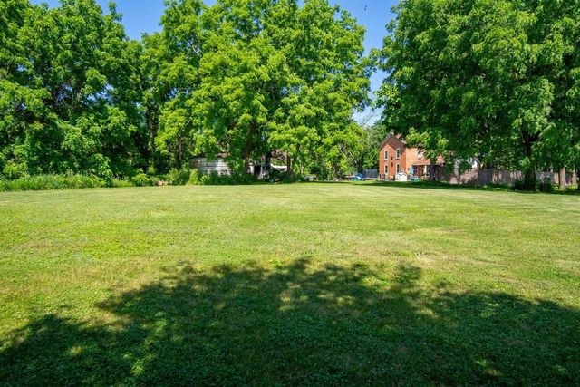 324 White Tail Drive, Sun Prairie, WI 53590