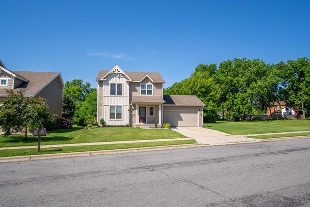 324 White Tail Drive, Sun Prairie, WI 53590