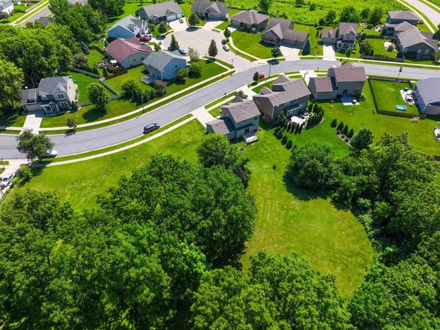 324 White Tail Drive, Sun Prairie, WI 53590