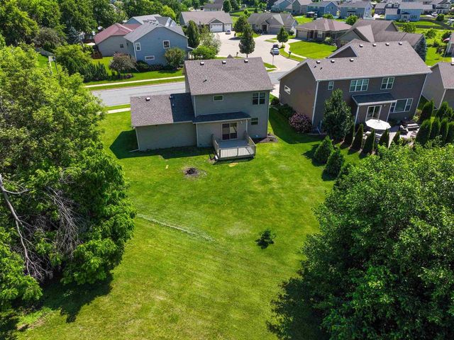 324 White Tail Drive, Sun Prairie, WI 53590