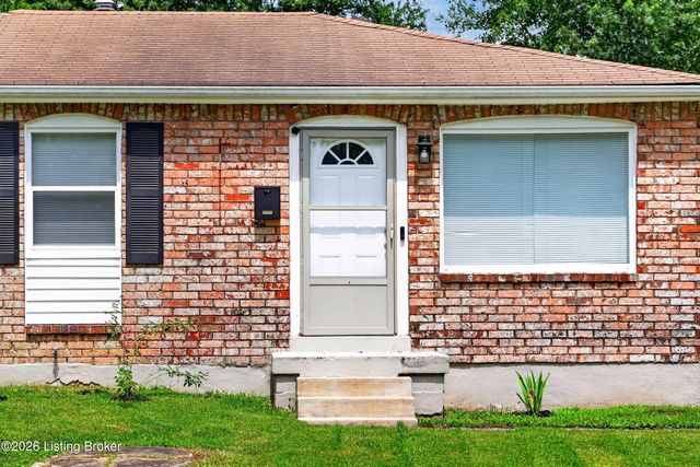 9813 Scarborough Ave, Louisville, KY 40272