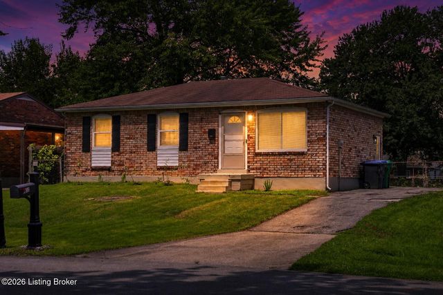9813 Scarborough Ave, Louisville, KY 40272
