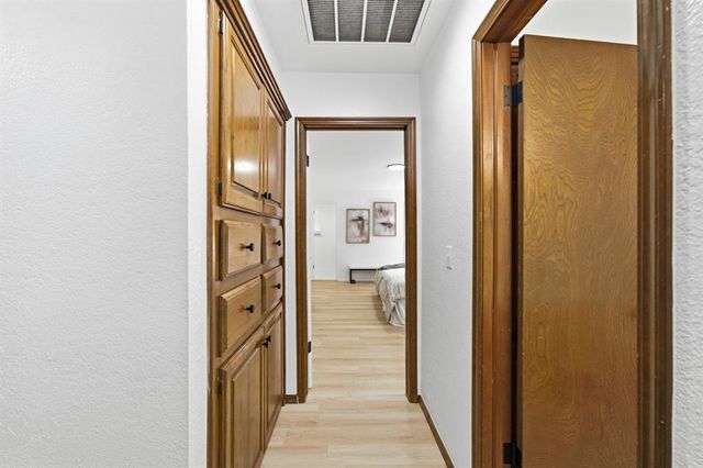 900 Woodbury Drive, Edmond, OK 73034