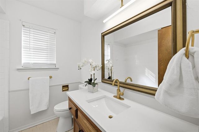 900 Woodbury Drive, Edmond, OK 73034