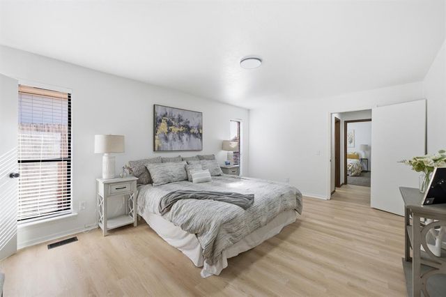 900 Woodbury Drive, Edmond, OK 73034