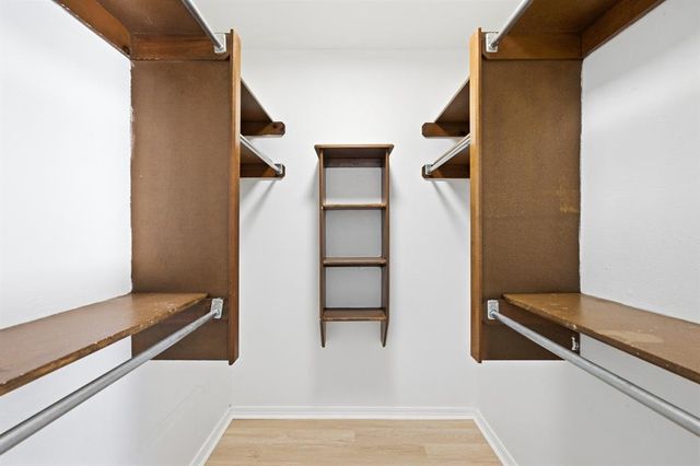 900 Woodbury Drive, Edmond, OK 73034