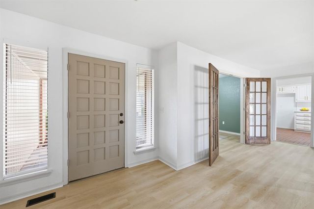 900 Woodbury Drive, Edmond, OK 73034