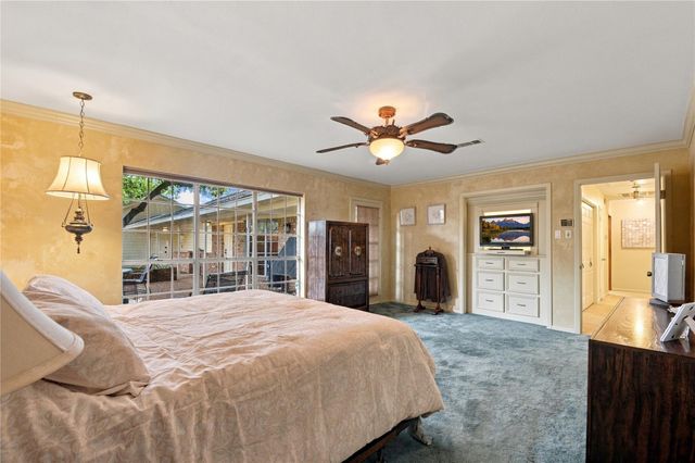 203 Ballantrae Lane, Houston, TX 77015