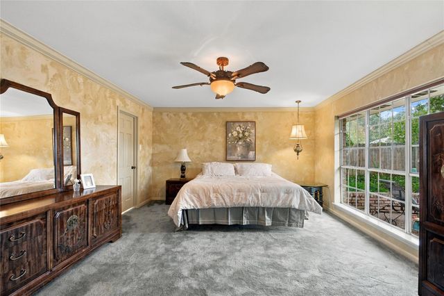 203 Ballantrae Lane, Houston, TX 77015