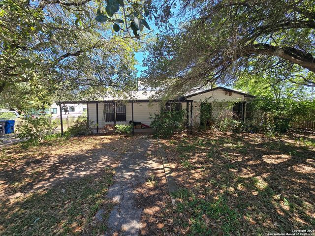 119 W Baetz Blvd, San Antonio, TX 78221
